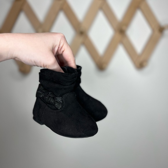 Wonder Nation suede Bootie - Picture 6 of 9